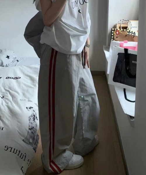 almo(アルモ)の「PT サイドラインナイロンパンツ(se)(その他パンツ・レディース・グレー/イエロー・FREE)」の5枚目の写真