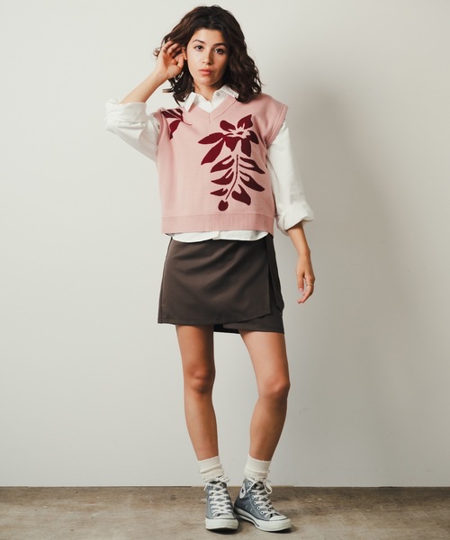 ROOPTOKYO（ループトウキョウ）の「【SEA LA VIEW / シーラビユウ】オリジナルデザイン ロゴジャガードニットベスト Vネック ショート丈（ベスト・レディース・ピンク/アイボリー/ネイビー/グレー・FREE）」の17枚目の写真