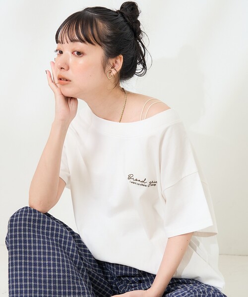 セール】花刺繍Tシャツ【限定展開】（Tシャツ/カットソー