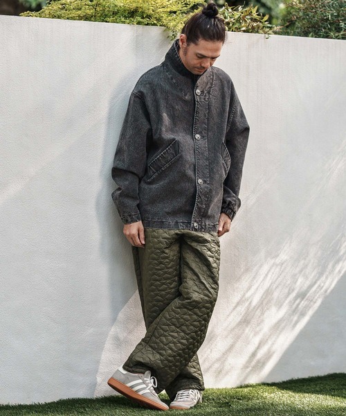 CAMBIO(カンビオ)の「mj10843- Stretch Denim High Neck Short Blouson ショートブルゾン(ブルゾン・メンズ・ブルー/ブラック・S/M/L)」の4枚目の写真