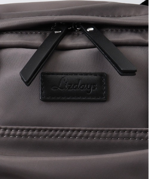 LIZDAYS（リズデイズ）の「LIZDAYS ナイロンリュックサック（バックパック/リュック・レディース・グレイッシュベージュ/ブルー/ダークグレー/ブラック・FREE）」の14枚目の写真