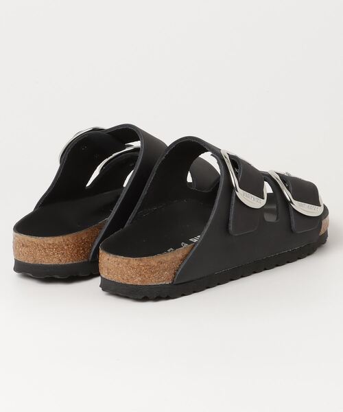 BIRKENSTOCK（ビルケンシュトック）の「【公式】ビルケンシュトック Arizona Big Buckle/アリゾナ ビッグバックル オイルドナチュラルレザー（サンダル・レディース・ブラック・22.5cm【ナロー幅】/23cm【ナロー幅】/24cm【ナロー幅】/24.5cm【ナロー幅】/25cm【ナロー幅】）」の3枚目の写真