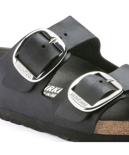BIRKENSTOCK（ビルケンシュトック）の「【公式】ビルケンシュトック Arizona Big Buckle/アリゾナ ビッグバックル オイルドナチュラルレザー（サンダル・レディース・ブラック・22.5cm【ナロー幅】/23cm【ナロー幅】/24cm【ナロー幅】/24.5cm【ナロー幅】/25cm【ナロー幅】）」の4枚目の写真