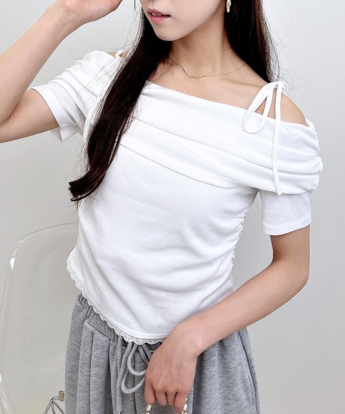 INGNI（イング）の「サイドギャザー肩リボンオフショルトップス（Tシャツ/カットソー・レディース・ブラック/ピンクベージュ/オフホワイト・M）」の6枚目の写真