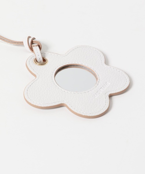 RODE SKO（ロデスコ）の「『一部別注カラー』Hashibami　フラワーチャーム（キーホルダー・レディース・ブラック/アイボリー/イエロー・-）」の14枚目の写真