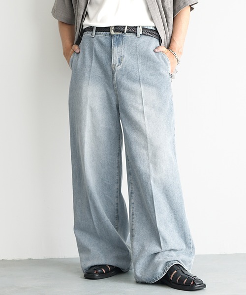 MinoriTY(マイノリティ)の「【MinoriTY】チルワイドフレアデニムパンツ ワイドデニム セミフレア センタープレス メンズ(デニムパンツ・メンズ・ライトブルー/ライトブラック・M/L/S)」の13枚目の写真