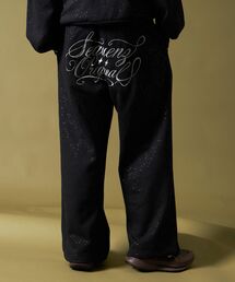 SEQUENZ（シークエンズ）の「＊新色追加【SEQUENZ（シークエンズ）】SQNZ GLITTER SWEAT PANTS / グリッター ラインストーン スウェットパンツ ドローコード 裏起毛 【セットアップ着用可】（その他パンツ）」