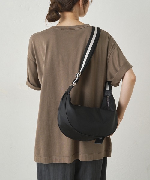 PUAL CE CIN（ピュアルセシン）の「ワンポイント刺繍ヴィンテージライクT（Tシャツ/カットソー・レディース・チャコールグレー/オートミール/ブラウン/レッド・FREE）」の14枚目の写真