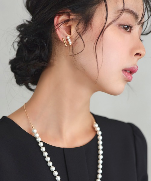 RUIRUE BOUTIQUE（ルイルエブティック）の「2way パール メタル スティックチェーン イヤリング ｜ レディース 結婚式 パーティードレス セレモニー お呼ばれ 華やか 上品 オケージョン 揺れる アクセサリー（イヤリング・レディース・シルバー/ゴールド・FREE）」の7枚目の写真