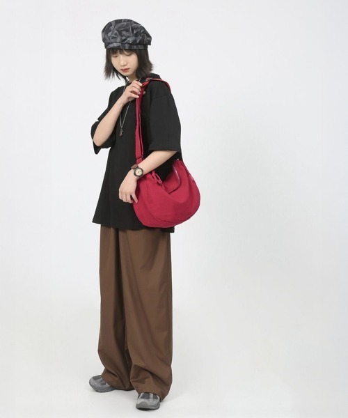 Miniministore(ミニミニストア)の「ショルダーバッグ ナイロン レディース(ショルダーバッグ・レディース・アイボリー/ブラック/ワインレッド・FREE)」の11枚目の写真