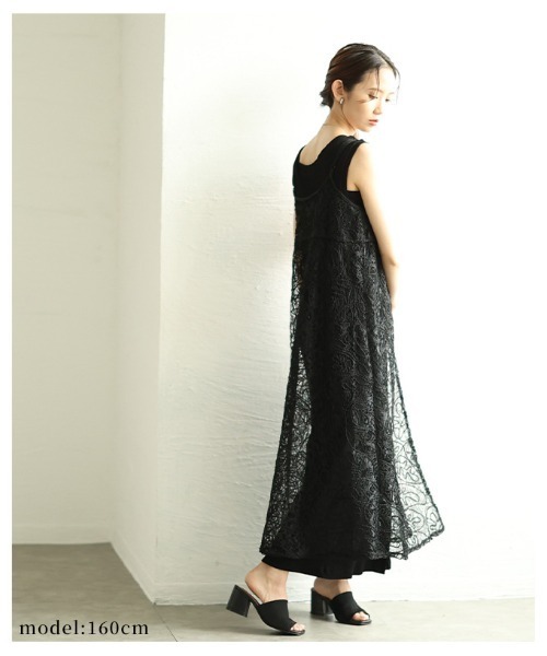 Sawa a la mode（サワアラモード）の「総レースコード刺繍キャミソール重ね着ワンピース（ワンピース・レディース・ホワイト/ブラック・FREE）」の5枚目の写真