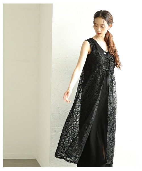 Sawa a la mode（サワアラモード）の「総レースコード刺繍キャミソール重ね着ワンピース（ワンピース・レディース・ホワイト/ブラック・FREE）」の8枚目の写真