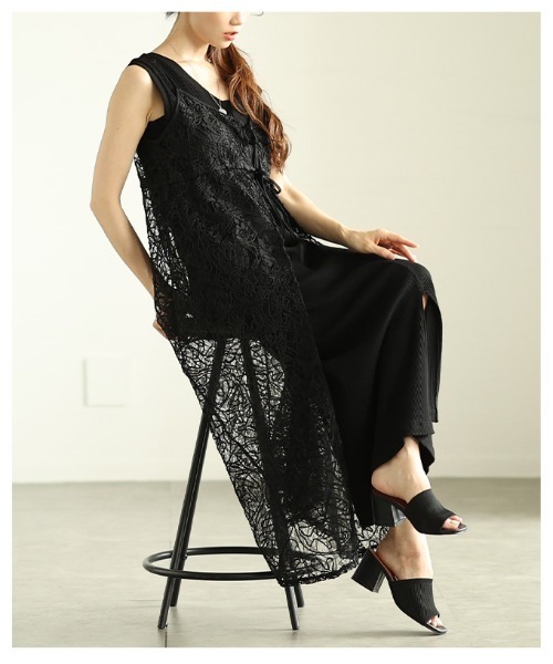 Sawa a la mode（サワアラモード）の「総レースコード刺繍キャミソール重ね着ワンピース（ワンピース・レディース・ホワイト/ブラック・FREE）」の9枚目の写真