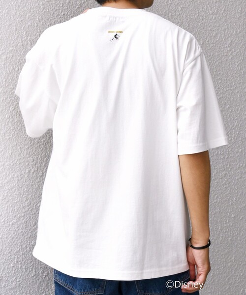 Disney(ディズニー)の「SHIPS any: /ミッキーマウス/ サイン & ポージング Tシャツ◇(Tシャツ/カットソー・メンズ・ホワイト系/ホワイト/ダークグレー/ライトホワイト/チャコールグレー・SMALL/MEDIUM/LARGE/X-LARGE)」の10枚目の写真
