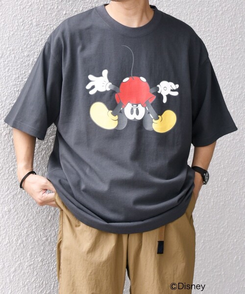 Disney(ディズニー)の「SHIPS any: /ミッキーマウス/ サイン & ポージング Tシャツ◇(Tシャツ/カットソー・メンズ・ホワイト系/ホワイト/ダークグレー/ライトホワイト/チャコールグレー・SMALL/MEDIUM/LARGE/X-LARGE)」の21枚目の写真