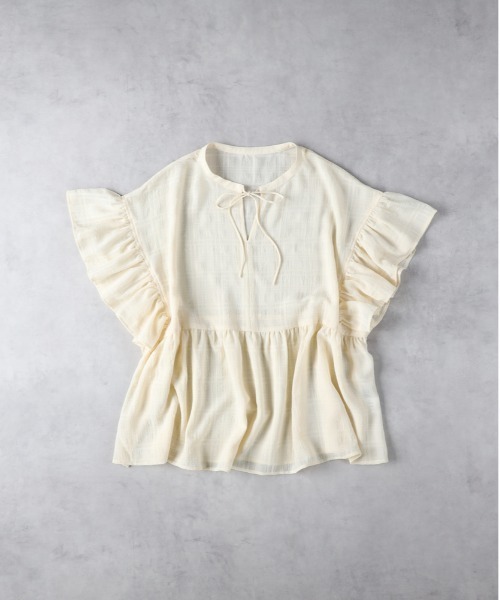 Right-on（ライトオン）の「【HONEYSUCKLE ROSE】フリル切替ブラウス（シャツ/ブラウス・レディース・ブラック/オフホワイト/イエロー・S/L/M）」の4枚目の写真