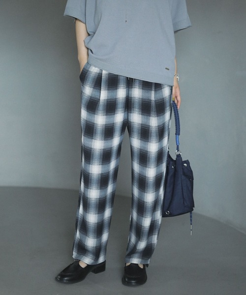 Green　Parks（グリーンパークス）の「柄イージーパンツⅤ(テーパード)（その他パンツ・レディース・ブラック/レッド/ブラウン/グリーン・FREE）」の2枚目の写真