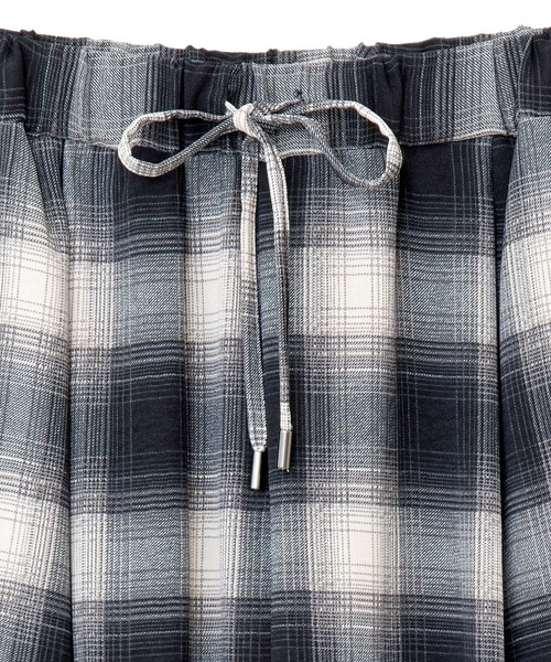 Green　Parks（グリーンパークス）の「柄イージーパンツⅤ(テーパード)（その他パンツ・レディース・ブラック/レッド/ブラウン/グリーン・FREE）」の21枚目の写真