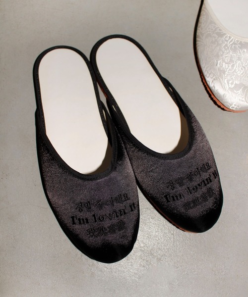 HEY!MrsROSE(ヘイミセスローズ)の「HEY! Mrs ROSE(ヘイ!ミセスローズ)I'm lovin' it Shoes(サンダル・レディース・ホワイト/レッド/ブラック・MEDIUM/LARGE)」の5枚目の写真