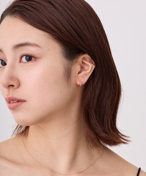 CALIN STANDARD(カリンスタンダード)の「◆金属アレルギー対応◆◆made in japan◆【純金厚メッキ】ダイヤカット 極小ミニマルカーブピアス(ピアス(両耳用)・レディース・ゴールド/ピンクゴールド/シルバー・FREE)」の8枚目の写真