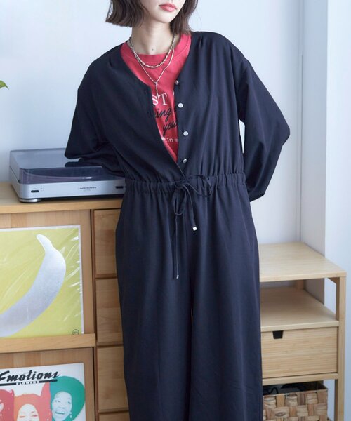 Remind me and forever（リマインドミーアンドフォーエバー）の「【nane】《サイズ展開有》ボリュームスリーブオールインワン（ワンピース・レディース・ベージュ/ブラック・MEDIUM/LARGE）」の6枚目の写真