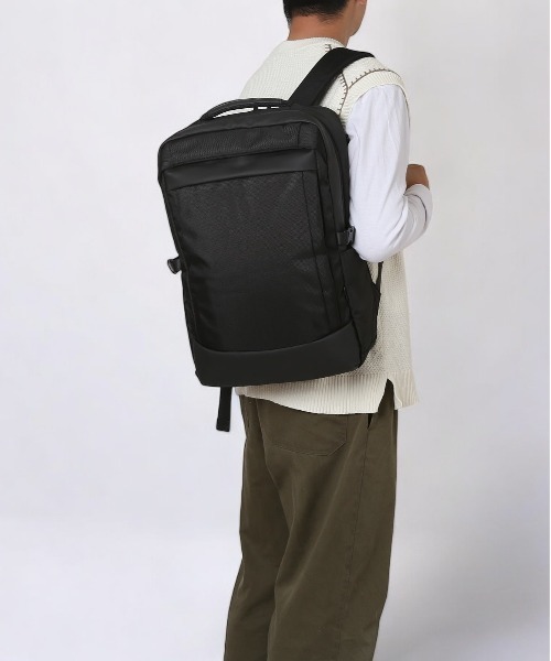 REGiSTA(レジスタ)の「REGiSTA BUSINESS BACKPACK(バックパック/リュック・メンズ・ブラック・FREE)」の4枚目の写真