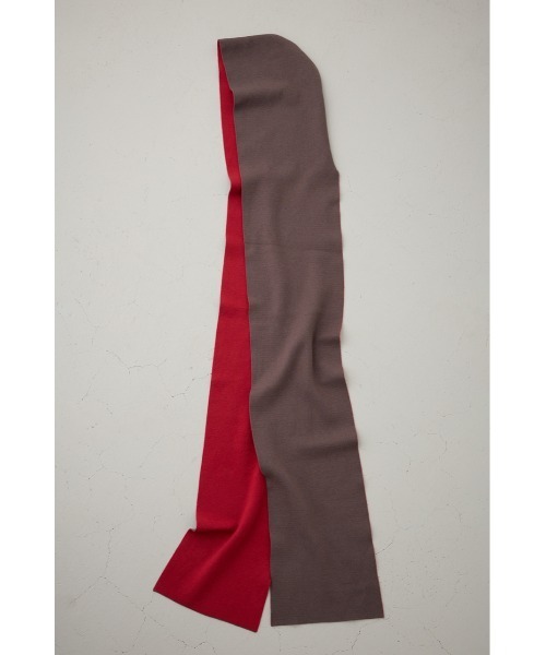 AZUL by moussy（アズールバイマウジー）の「【PLUS】リバーシブルフーディーマフラー（ストール/ショール・レディース・ダークブラウン/チャコールグレー・FREE）」の6枚目の写真