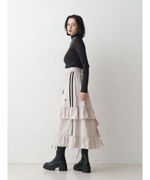 jouetie(ジュエティ)の「【WEB限定】ラインフリルフレアスカート(スカート・レディース・ブラック/アイボリー/ネイビー・MEDIUM)」の14枚目の写真