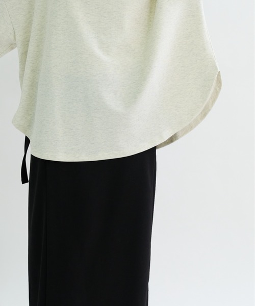 A.D.C.L.(エーディーシーエル)の「オーバーサイズ ロングスリーブ Tシャツ(カラーバリエーション)(Tシャツ/カットソー・レディース・ピンク/ベージュ系/グリーン/ブラック/イエロー/アイボリー・L/M)」の16枚目の写真