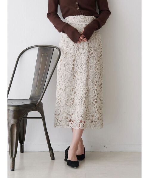 TONAL（トーナル）の「エンブロイダリーレースタイトスカート（スカート・レディース・ミント/モカ/アイボリー・SMALL/MEDIUM）」の7枚目の写真
