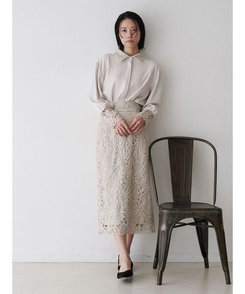 TONAL（トーナル）の「エンブロイダリーレースタイトスカート（スカート・レディース・ミント/モカ/アイボリー・SMALL/MEDIUM）」の5枚目の写真