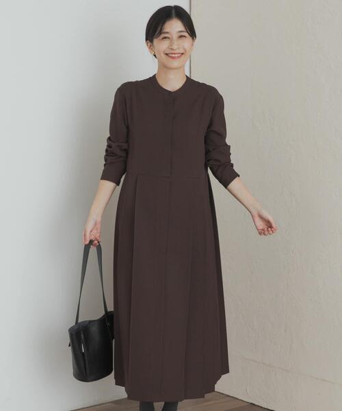 URBAN RESEARCH DOORS(アーバンリサーチドアーズ)の「『一部WEB限定カラー』『UR TECH SMOOTHLUXE』サイドプリーツ切替ワンピース(ワンピース・レディース・チャコールグレー/ピンク/ブラウン/グリーン・MEDIUM/SMALL)」の12枚目の写真