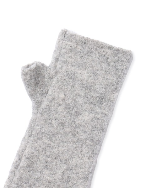 ADAM ET ROPE'（アダムエロペ）の「BASOLマフラーニットキャップ＆アームウォーマー（マフラー・レディース・ライトグレー/キナリ/ブラウン・FREE）」の14枚目の写真