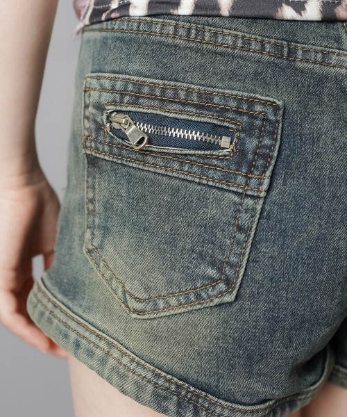 SPINNS（スピンズ）の「美脚見えデニムショートパンツ（デニムパンツ・レディース・ブルー系その他・M/S）」の2枚目の写真