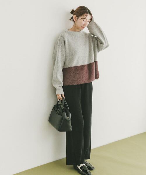 ITEMS URBANRESEARCH（アイテムズ アーバンリサーチ）の「フェザードッキングニット（ニット/セーター・レディース・ブラック/オフホワイト/ブラウン・FREE）」の15枚目の写真