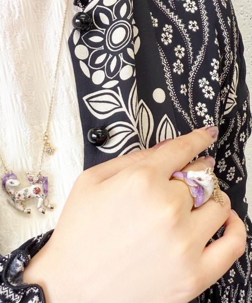 ANNA SUI（アナスイ）の「ユニコーンモチーフ リング（リング・レディース・ホワイト・LL/L）」の8枚目の写真