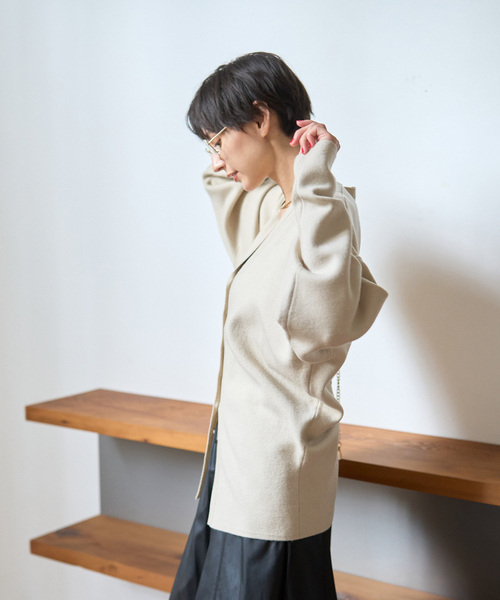 Rouge vif（ルージュヴィフ）の「変形オーバールーズニットカーディガン（カーディガン/ボレロ・レディース・ブラック/チャコールグレー/ベージュ・フリー）」の6枚目の写真