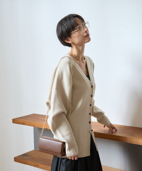 Rouge vif（ルージュヴィフ）の「変形オーバールーズニットカーディガン（カーディガン/ボレロ・レディース・ブラック/チャコールグレー/ベージュ・フリー）」の7枚目の写真