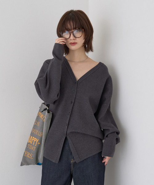 Rouge vif（ルージュヴィフ）の「変形オーバールーズニットカーディガン（カーディガン/ボレロ・レディース・ブラック/チャコールグレー/ベージュ・フリー）」の8枚目の写真