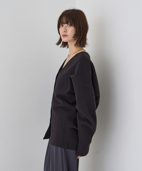 Rouge vif（ルージュヴィフ）の「変形オーバールーズニットカーディガン（カーディガン/ボレロ・レディース・ブラック/チャコールグレー/ベージュ・フリー）」の15枚目の写真