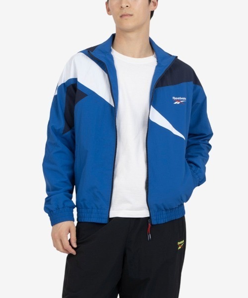 Reebok(リーボック)の「クラシックス ベクター トラックトップ / CL F FR TRACKTOP(ナイロンジャケット・メンズ・アッシュブラウン/ネイビー/ブラック/ライトブルー/バーガンディー/ブラック系その他/ブルー/オリーブ/ブラック系その他3/ブルー系その他/ブラック系その他2・SMALL/MEDIUM/LARGE/X-LARGE)」の9枚目の写真