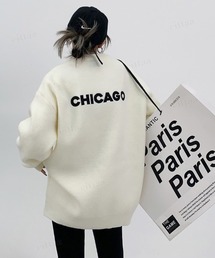 Dalfwin（ダールフィン）の「韓国ファッション CHICAGOバックロゴ刺繍ニット（ニット/セーター）」