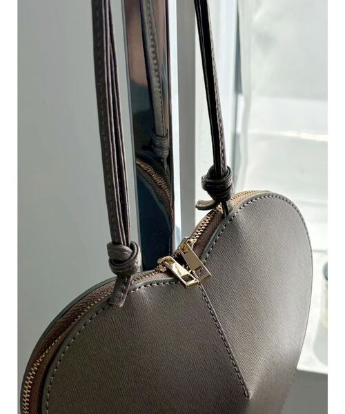 MERCURYDUO(マーキュリーデュオ)の「【MILLELA FIRENZE】ハート型バッグ(ショルダーバッグ・レディース・ベージュ/グリーン/レッド・FREE)」の19枚目の写真