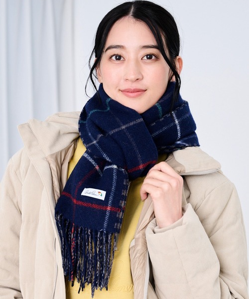 Arnold Palmer（アーノルドパーマー）の「ウィンドペンチェック リバーシブルマフラー（マフラー・レディース・ネイビー/ベージュ・F）」の2枚目の写真
