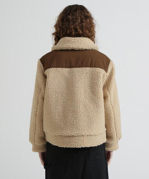 AVIREX(アヴィレックス)の「《直営店限定》BOA COMBI JACKET/ボアコンビジャケット(ブルゾン・レディース・ベージュ/チャコールグレー・M/S)」の13枚目の写真
