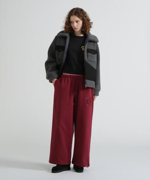 AVIREX(アヴィレックス)の「《直営店限定》BOA COMBI JACKET/ボアコンビジャケット(ブルゾン・レディース・ベージュ/チャコールグレー・M/S)」の21枚目の写真