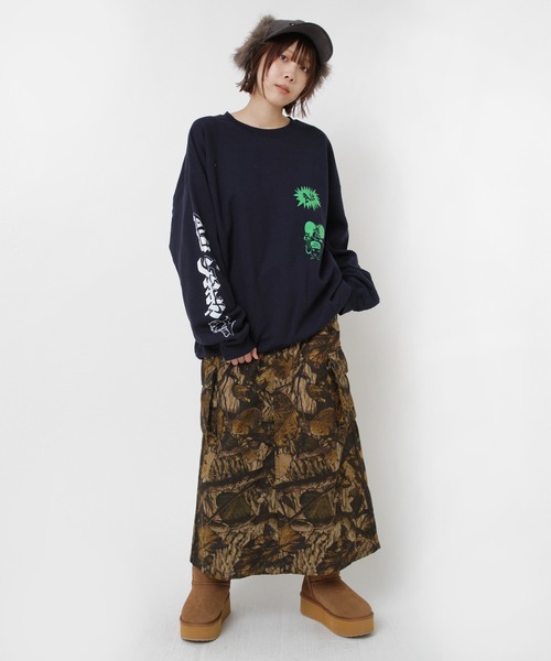 RNA（アールエヌエー）の「M2581 マウスプリントトレーナー（スウェット・レディース・ネイビー/パープル/杢グレー・MEDIUM）」の21枚目の写真