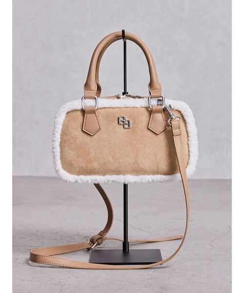 レクタングルフェイクムートンバッグ（ショルダーバッグ）｜GYDA