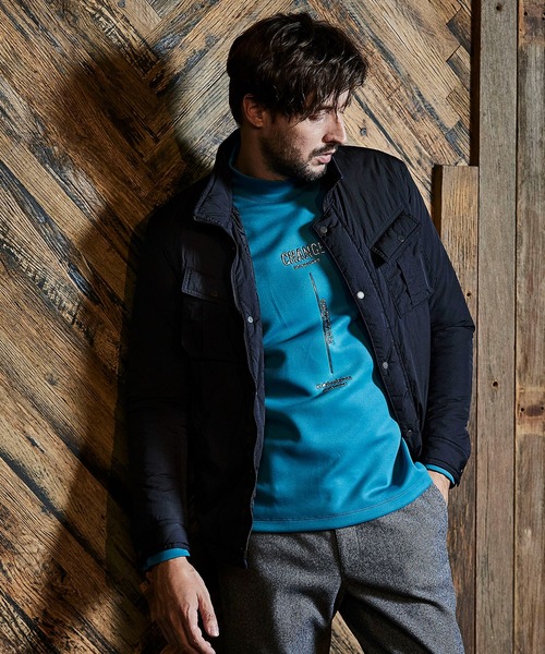 HIDEAWAYS NICOLE（ハイダウェイニコル）の「ナイロンタフタ　顔料プリント中綿ブルゾン（ミリタリージャケット・メンズ・ブラック/ネイビー・LARGE/MEDIUM/X-LARGE）」の3枚目の写真