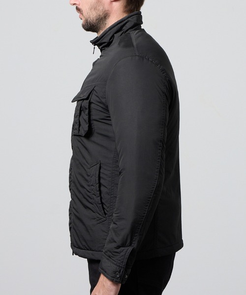 HIDEAWAYS NICOLE（ハイダウェイニコル）の「ナイロンタフタ　顔料プリント中綿ブルゾン（ミリタリージャケット・メンズ・ブラック/ネイビー・LARGE/MEDIUM/X-LARGE）」の6枚目の写真